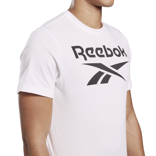 Reebok Graphic Series Stacked Short-Sleeve Erkek Tişört