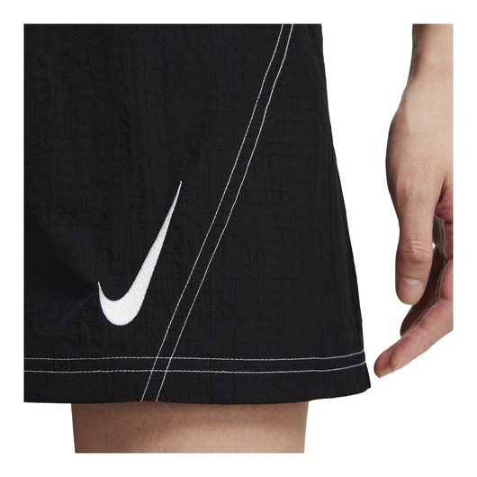 Nike Sportswear Swoosh Repel Woven Kadın Şort
