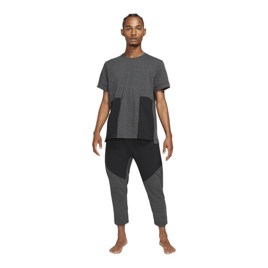 Nike Dri-Fit Yoga Statement Short-Sleeve Erkek Tişört
