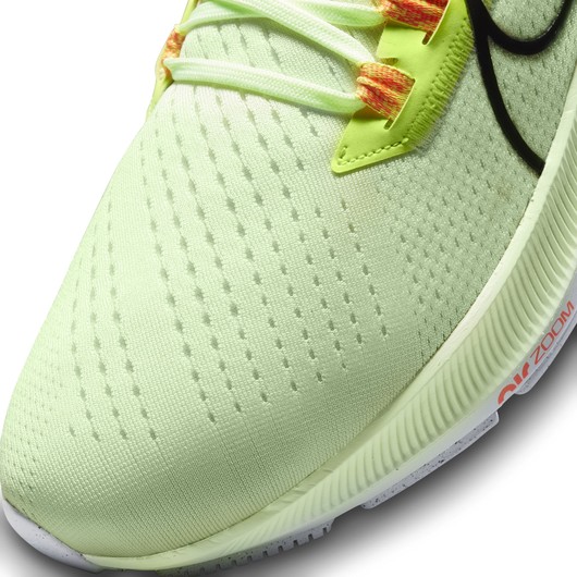 Nike Air Zoom Pegasus 38 Running Erkek Spor Ayakkabı