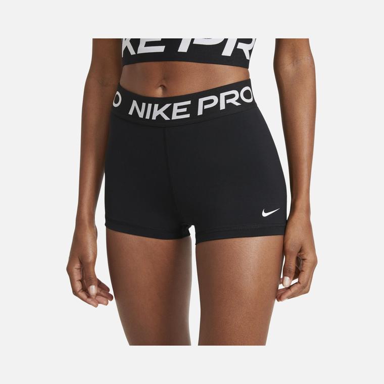 Nike Pro 8 cm Kadın Şort